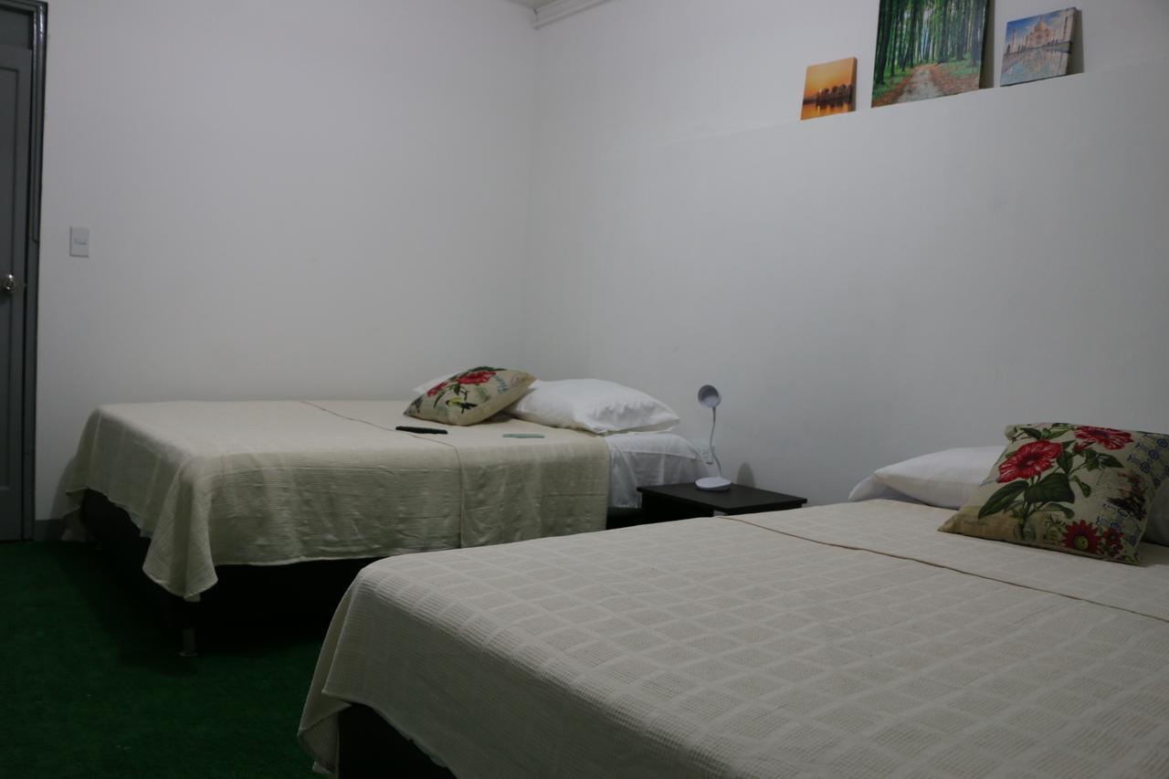 Backpackers Inn メデジン エクステリア 写真