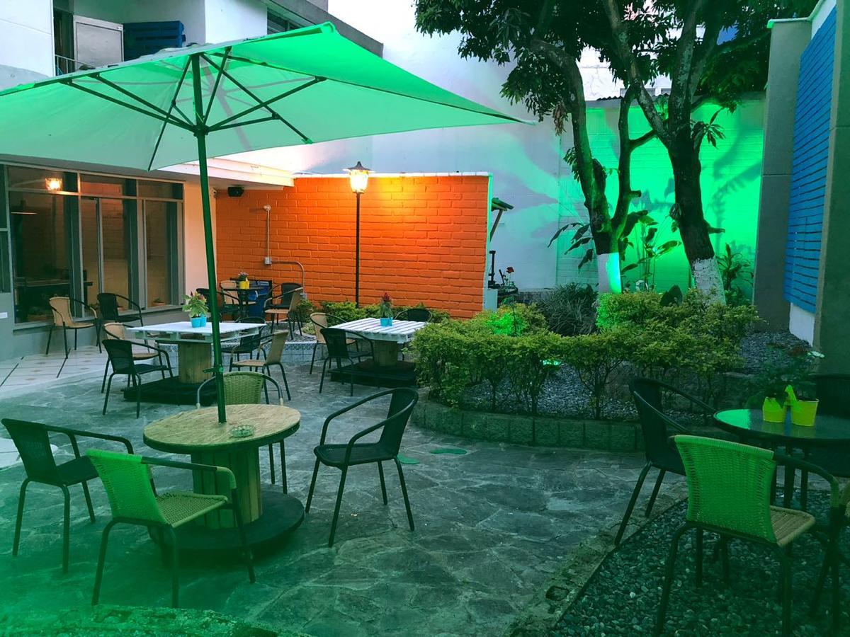 Backpackers Inn メデジン エクステリア 写真
