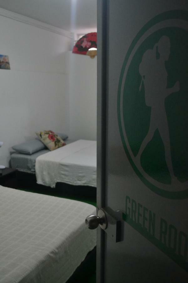 Backpackers Inn メデジン エクステリア 写真